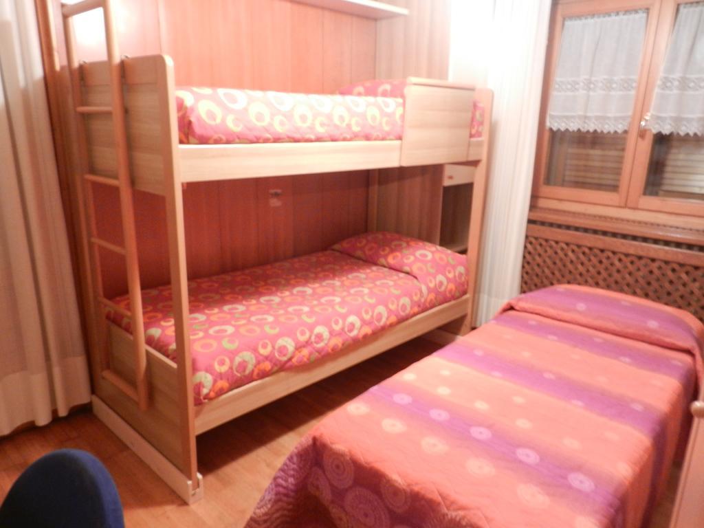 Casa Elda Apartment Isolaccia Ngoại thất bức ảnh